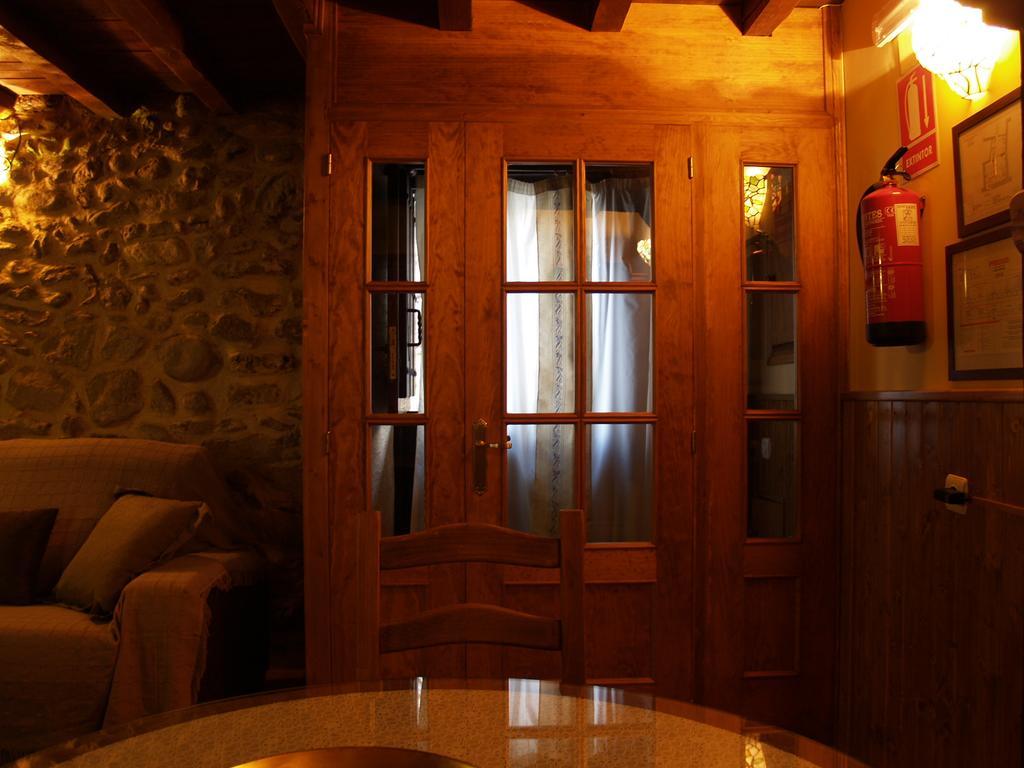 Гостевой дом La Casa Del Vado Хервас Экстерьер фото
